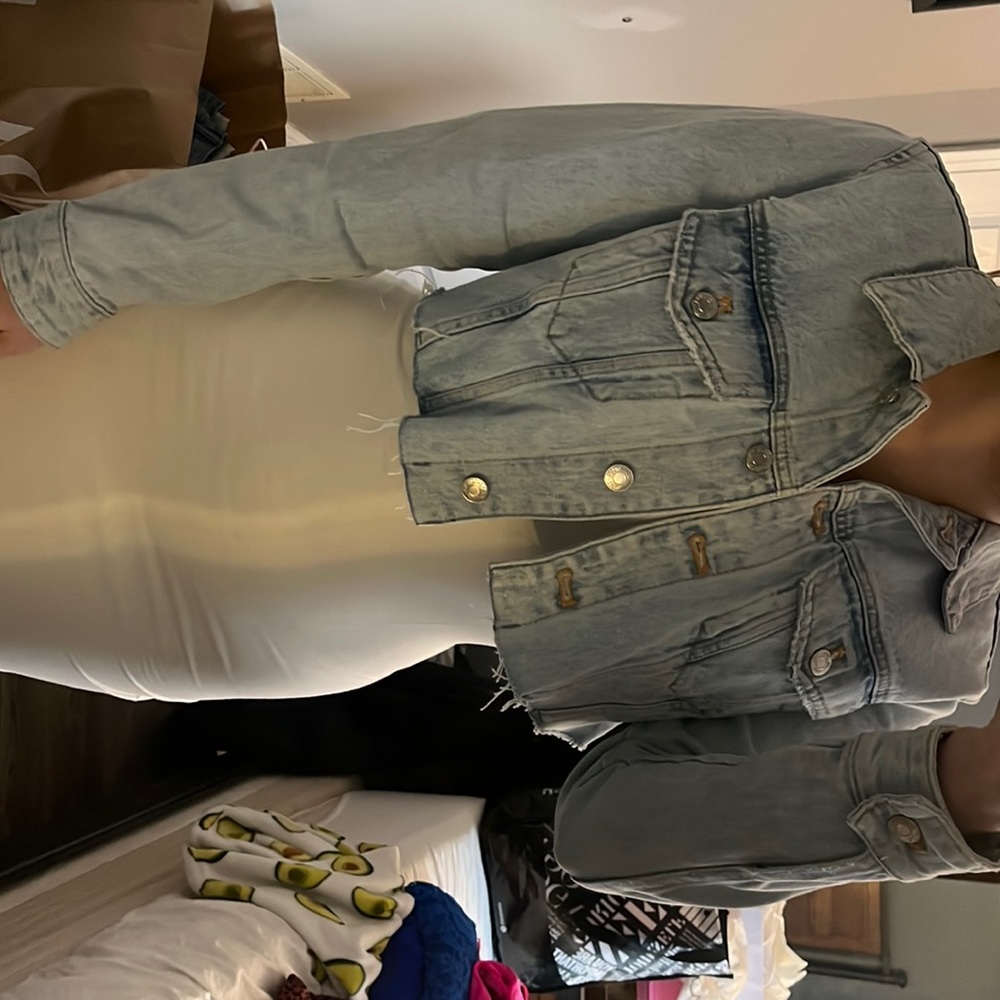 Zara Cropped Jean Jacket